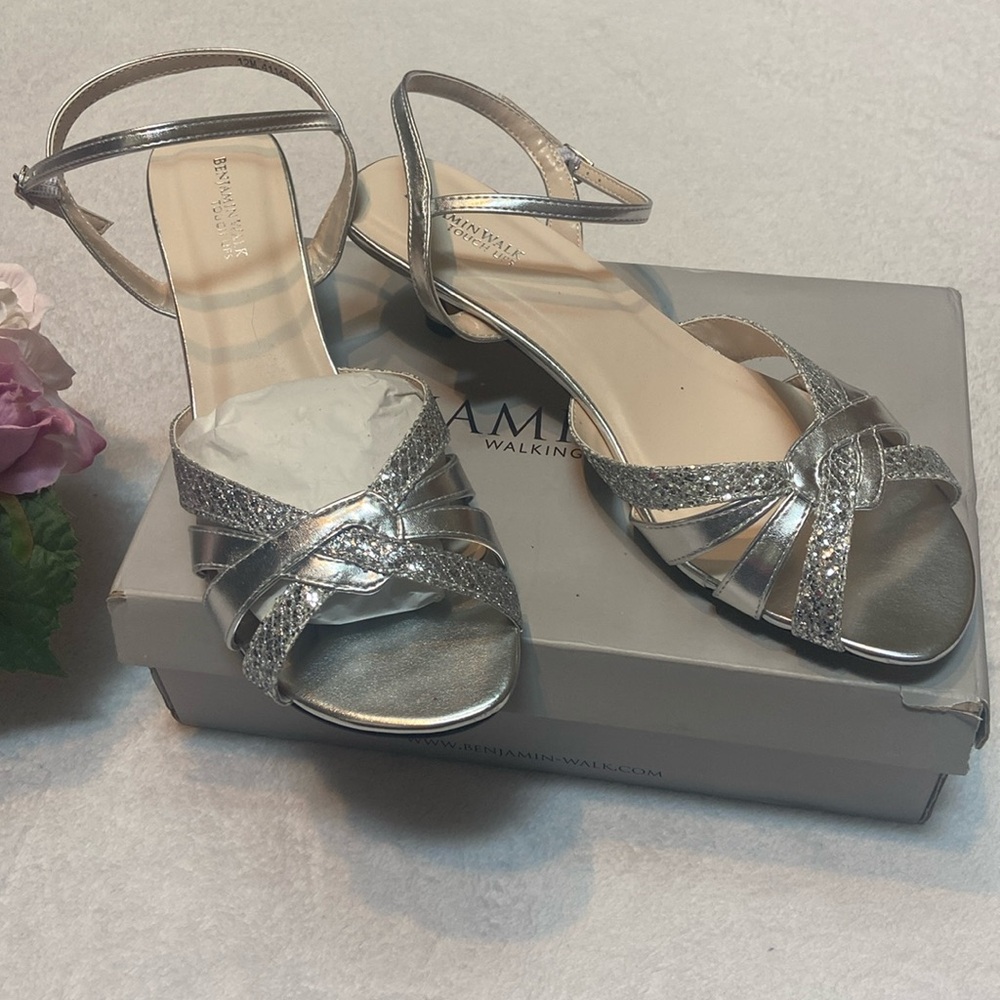 BENJAMIN WALK Lena Touch Ups Size 12 Sandals Silver Metallic Glitter NEW IN BOX
